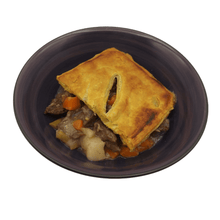 Load image into Gallery viewer, Mono ConGO MAINS 5" x 10" Pan (Srv 2) Pot Pie (Beef Bourguignon)